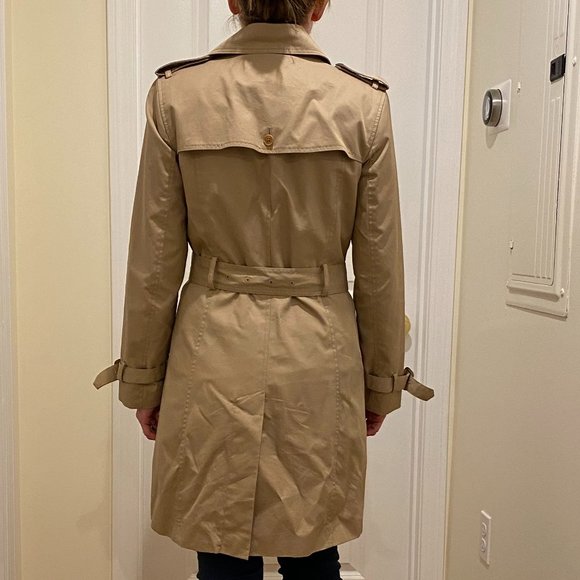 Petite Water-Resistant Classic Trench Coat - Picture 3 of 12